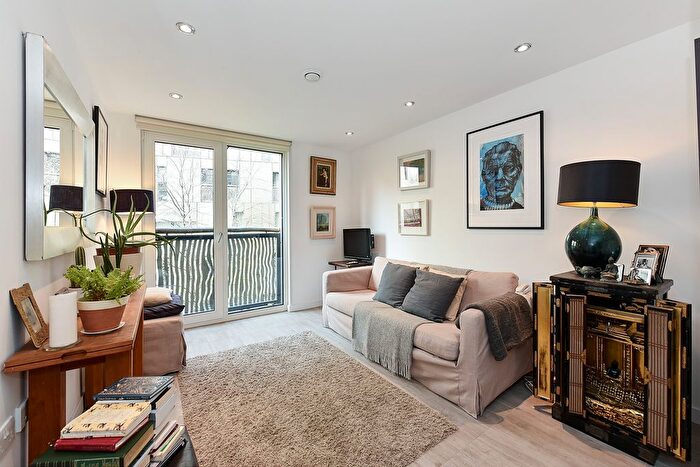 1 Bedroom Flat To Rent In Woods House, Gatliff Road, Westminster, London, SW1W