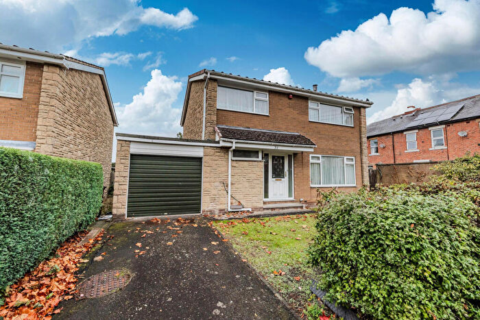 5 Bedroom Detached House For Sale In The Paddock, Walbottle, Newcastle Upon Tyne, NE15