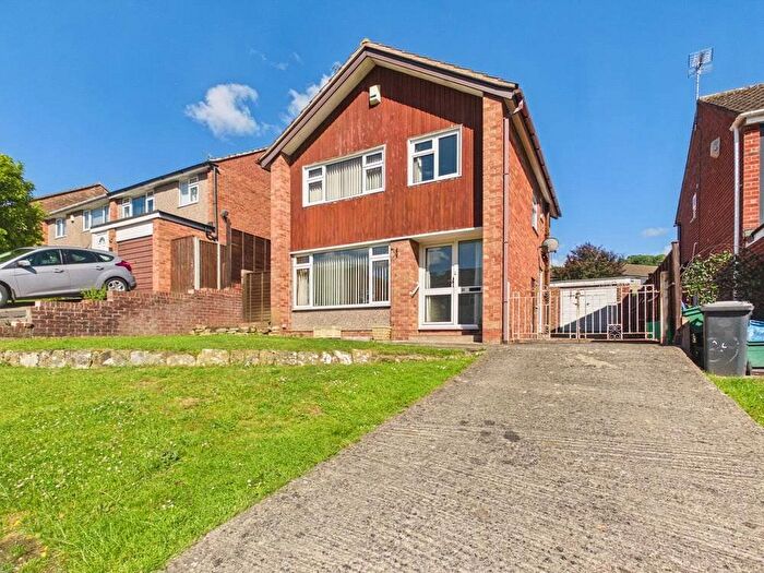 3 Bedroom Detached House For Sale In Birchwood Fields, Tuffley, Gloucester, Gloucestershire, GL4