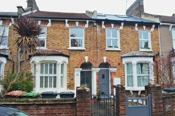 1 Bedroom Flat To Rent In Braxfield Road, London SE4