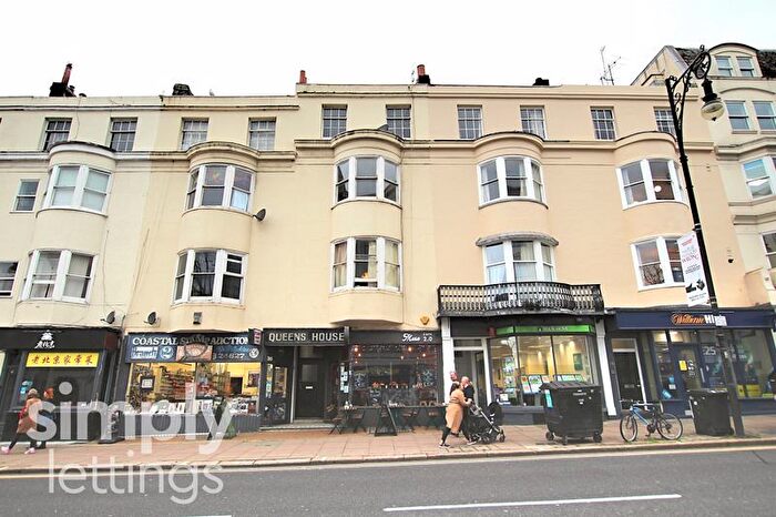 2 Bedroom Flat To Rent In Queens Road, Brighton, BN1