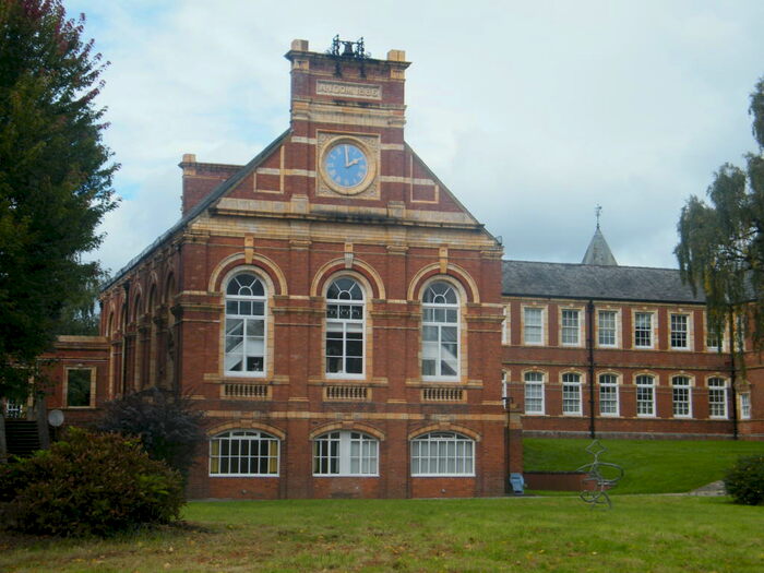1 Bedroom Apartment To Rent In The Ballroom, South Grange, Exeter, EX2