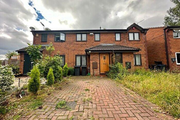2 Bedroom Terraced House To Rent In Kinwarton Close, Birmingham, B25