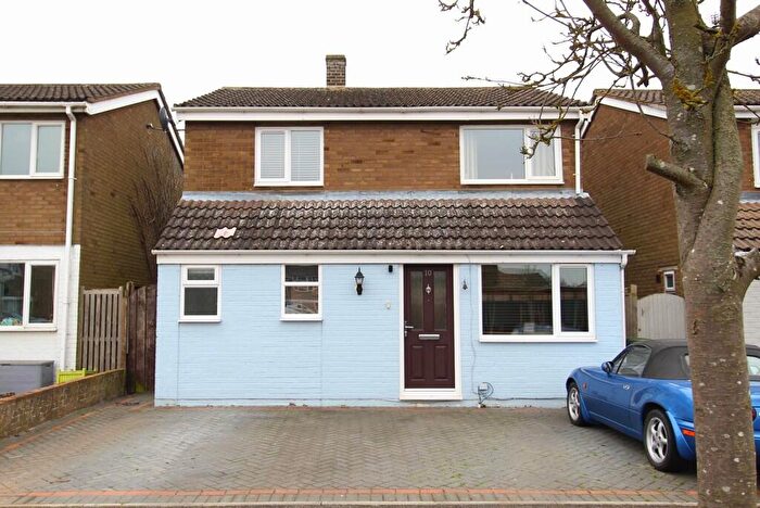 4 Bedroom Detached House For Sale In Mills Walk, Sandy, SG19