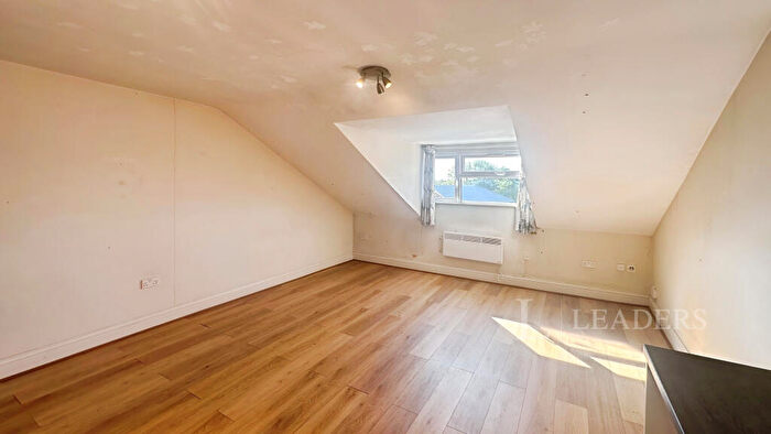 2 Bedroom Flat To Rent In Alexandra House, Pershore Road, Cotteridge, Birmingham, B30