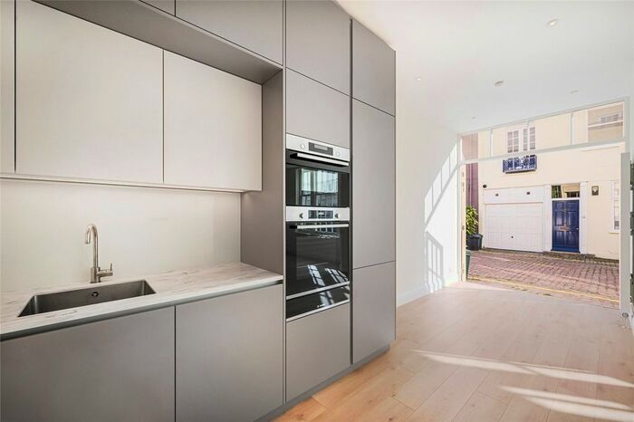 4 Bedroom Terraced House To Rent In Princes Gate Mews, London, SW7