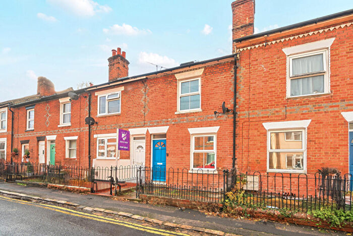2 Bedroom Terraced House For Sale In Sherman Road, Reading, RG1