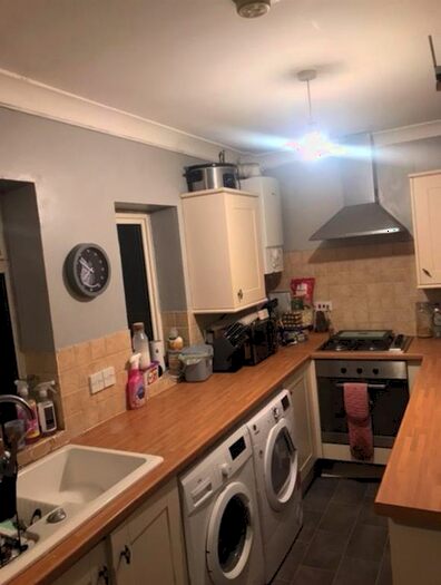 2 Bedroom Property To Rent In Stiby Road, Yeovil, BA21