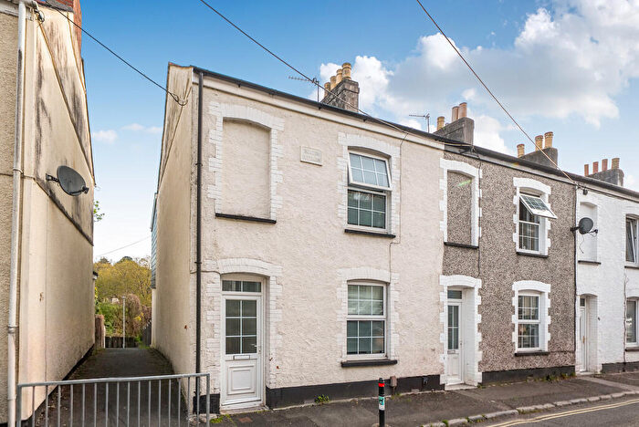 2 Bedroom End Of Terrace House For Sale In Underwood Road, Plymouth, PL7