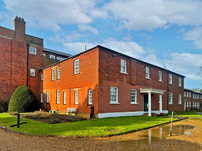 1 Bedroom Flat For Sale In High Street, Broom, Biggleswade, SG18
