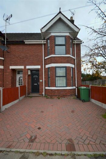 3 Bedroom End Of Terrace House To Rent In Doxey, Stafford, ST16