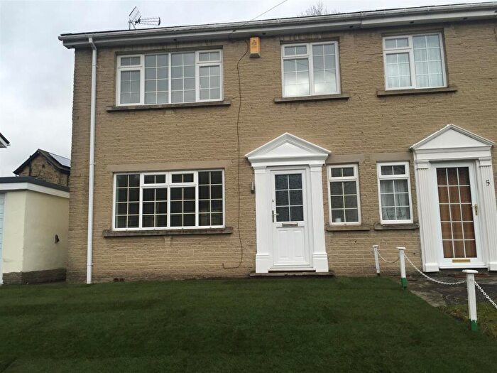 3 Bedroom Semi-Detached House To Rent In Easby Close, Ilkley, LS29