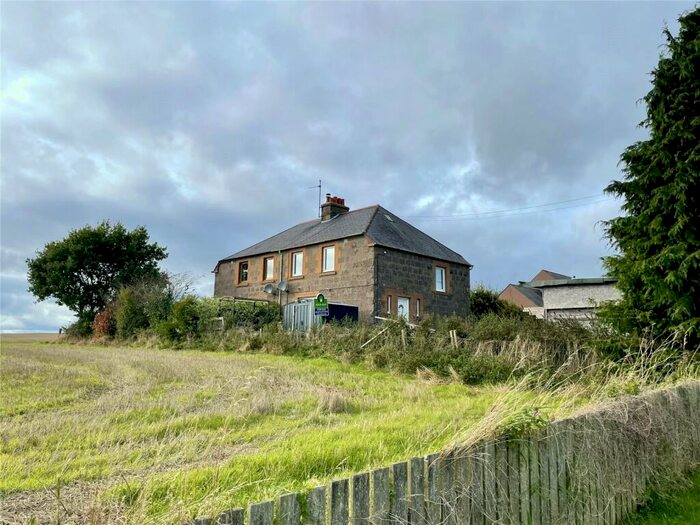 3 Bedroom Semi-Detached House For Sale In Laurencekirk, Aberdeenshire, AB30