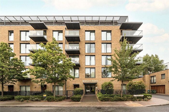 1 Bedroom Flat For Sale In Tizzard Grove, Kidbrooke Village, London, SE3
