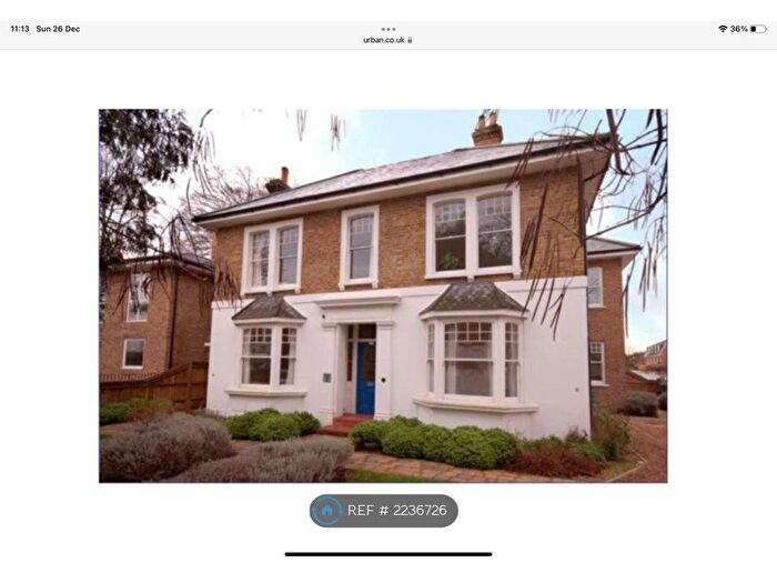 2 Bedroom Flat To Rent In Clovelly Lodge, Twickenham, TW2
