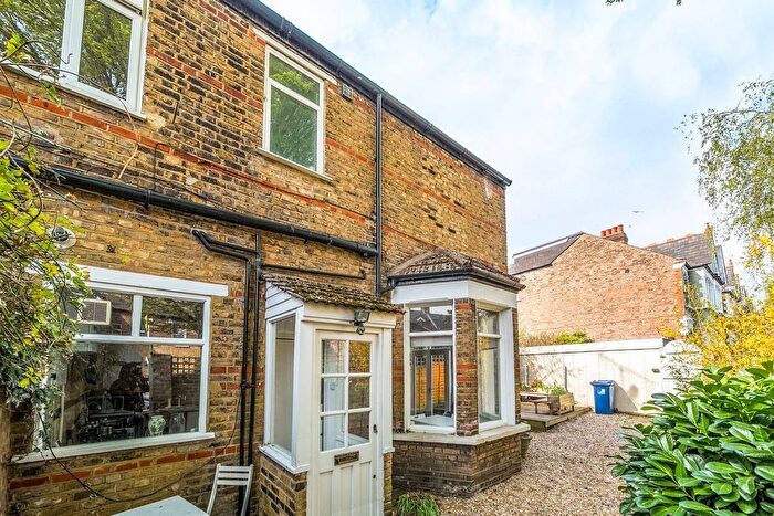 2 Bedroom End Terrace House To Rent In Woodhurst Road, Poet's Corner, London, W3