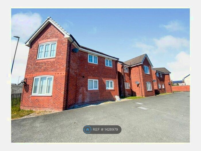 2 Bedroom Flat To Rent In Marnwood Walk, Liverpool, L32