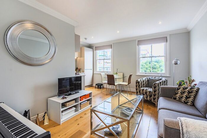 3 Bedroom Flat To Rent In Benwell Road London, N7