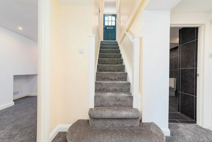 4 Bedroom Terraced House To Rent In St Georges Road, Brighton, BN2
