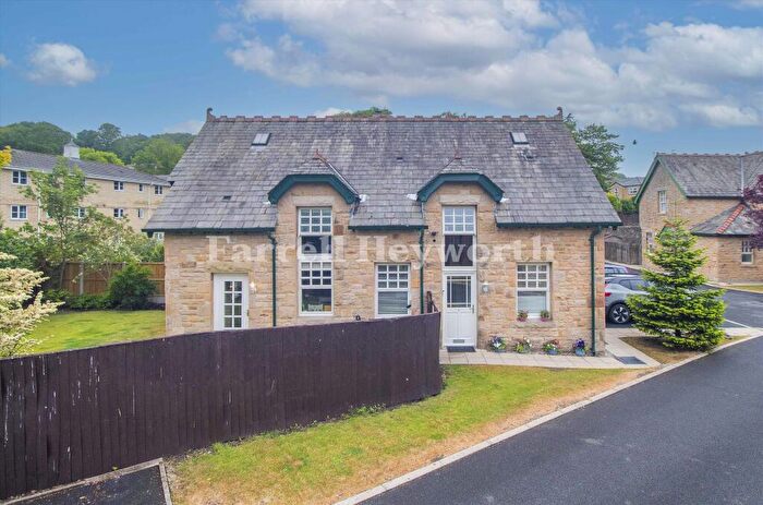4 Bedroom House For Sale In Woodlea Court, Lancaster, LA1
