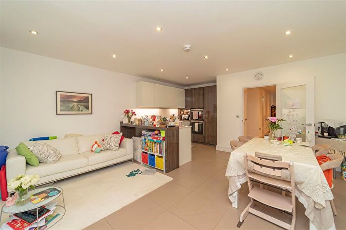 4 Bedroom Terraced House To Rent In Emerald Square, London, SW15
