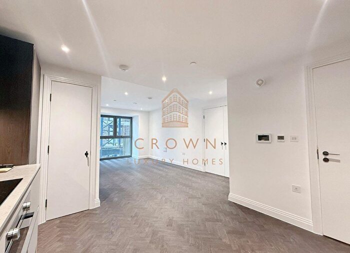 1 Bedroom Flat To Rent In Halcyon House, Royal Eden Dock, E16