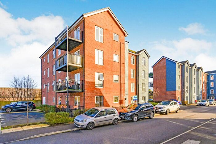 2 Bedroom Flat For Sale In Dukeminster Road, Dunstable, LU5