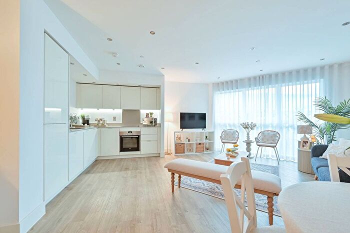 2 Bedroom Flat For Sale In Lyon Road, Harrow, HA1