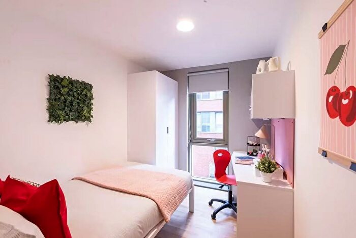 Apartment To Rent In Bailey Street, Sheffield, S1