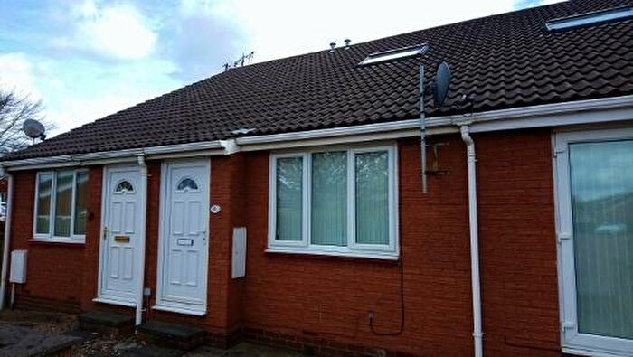 1 Bedroom Flat To Rent In Willow Close, Allery Banks, Morpeth, NE61