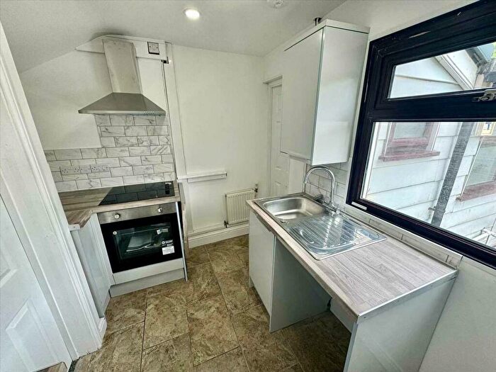 3 Bedroom End Of Terrace House For Sale In David Street, Treherbert, Treorchy, CF42