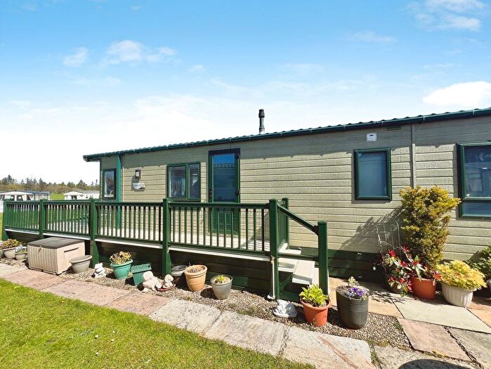 2 Bedroom Mobile/park Home For Sale In Lowgate, Hexham, NE46