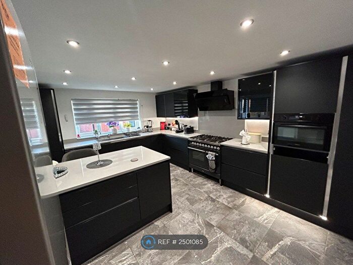 1 Bedroom Property To Rent In Ipswich Road, Colchester, CO4