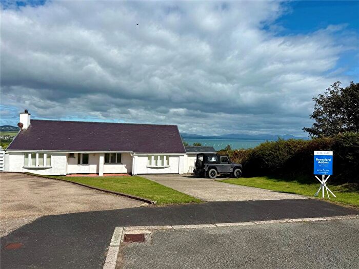 5 Bedroom Bungalow For Sale In Lon Cernyw, Bwlchtocyn, Nr Abersoch, Gwynedd, LL53