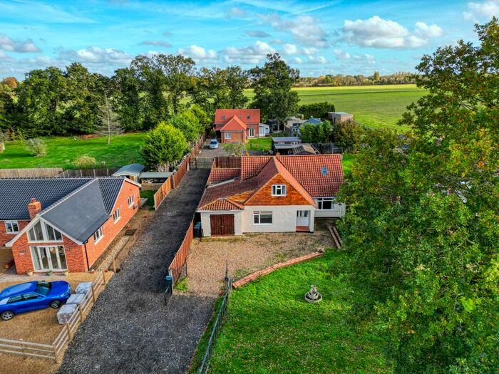 3 Bedroom Detached House To Rent In Leys Lane, Attleborough ., NR17