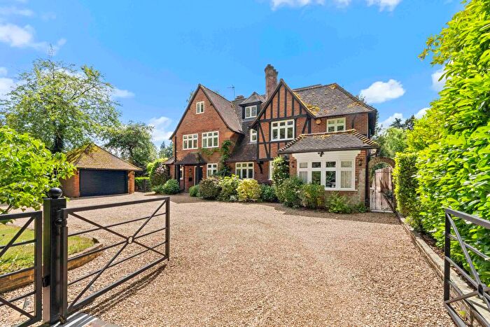 7 Bedroom Detached House For Sale In Burtons Lane, Little Chalfont, HP8