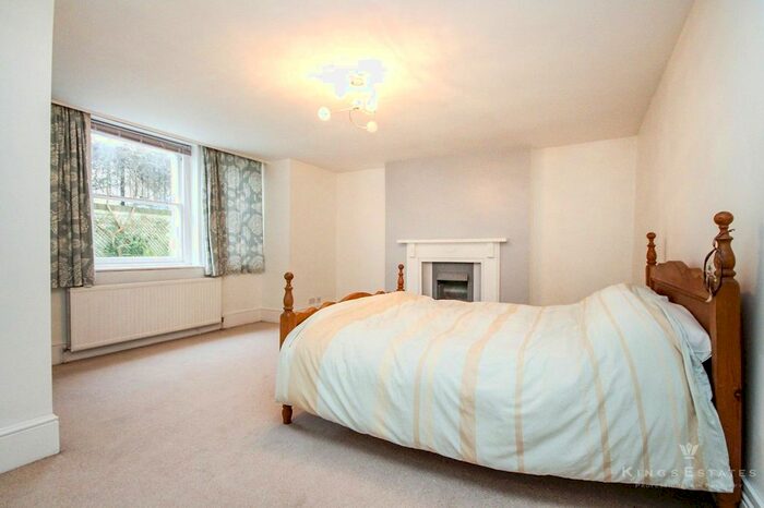 1 Bedroom Flat To Rent In Queens Road, Tunbridge Wells, TN4