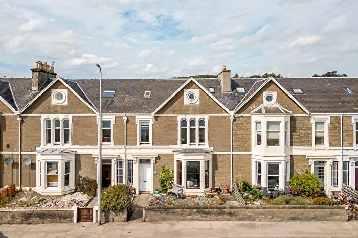 2 Bedroom Flat For Sale In The Esplanade, Broughty Ferry, DD5