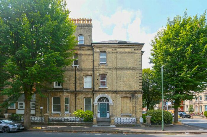 1 Bedroom Apartment To Rent In Eaton Road, Hove, East Sussex, BN3