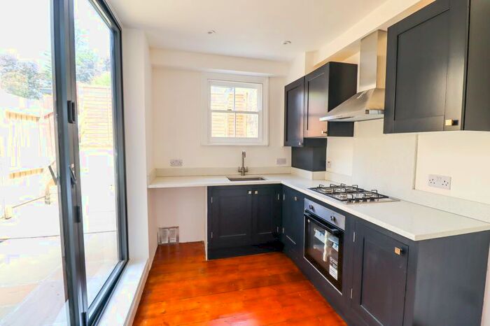 2 Bedroom Terraced House To Rent In High Street, Benfleet, SS7