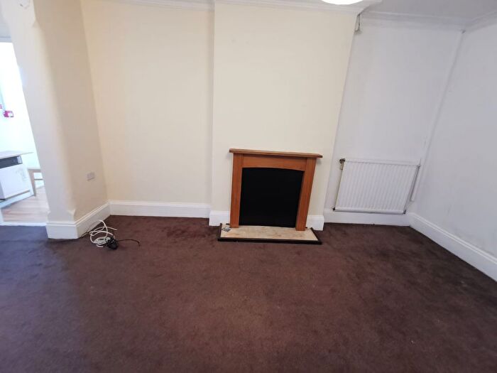 1 Bedroom Flat To Rent In Kentwood Hill, Reading, RG31