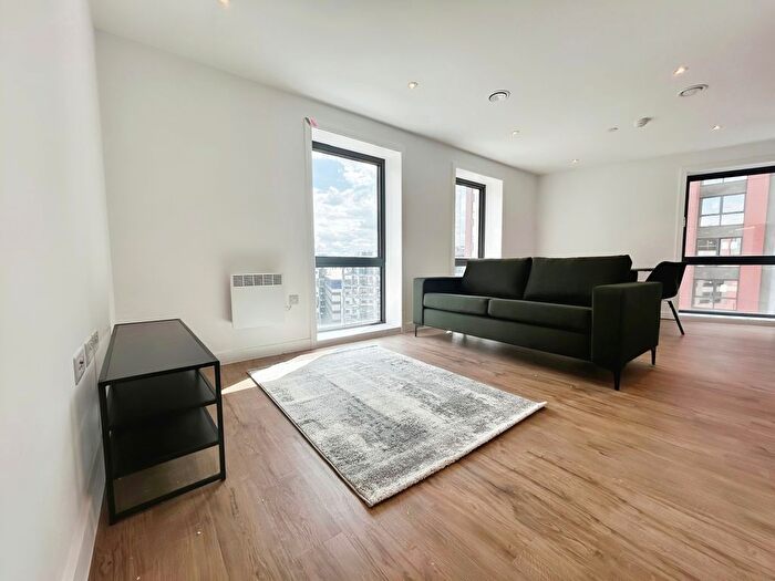 1 Bedroom Flat To Rent In Phoenix, Saxton Lane, Leeds, LS9