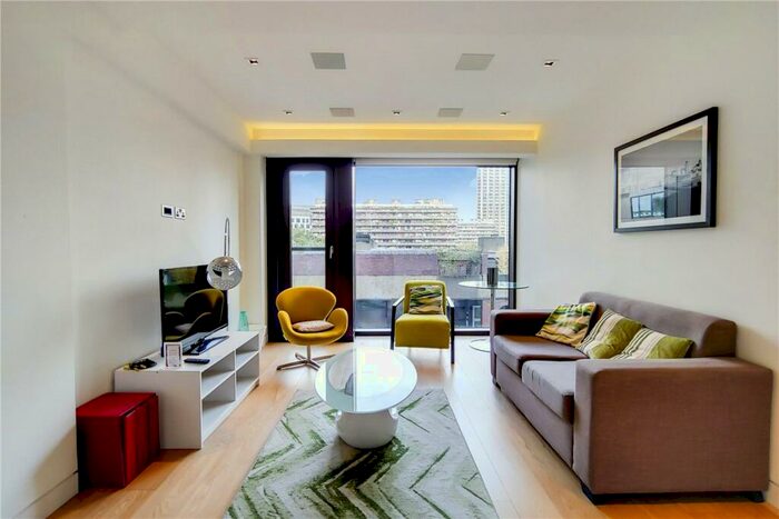 1 Bedroom Apartment To Rent In Wood Street, St Pauls, London, EC2Y