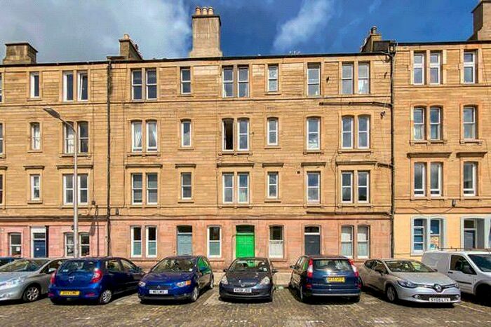 2 Bedroom Flat To Rent In Iona Street, Edinburgh, Midlothian, EH6