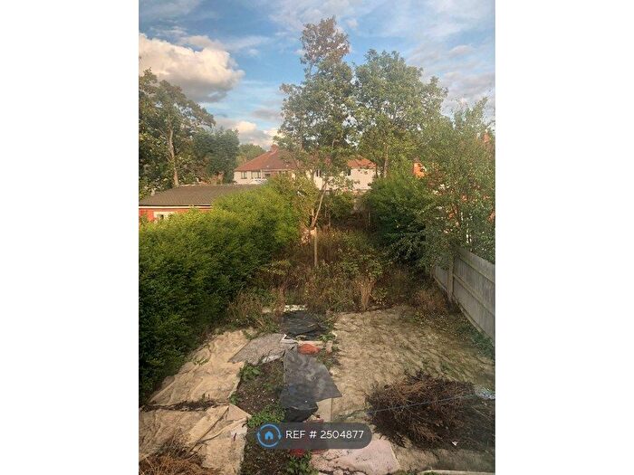 3 Bedroom End Terrace House To Rent In Wash Lane, Birmingham, B25