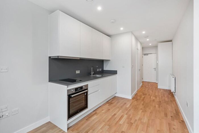 Flat To Rent In Premier House Canning Road, HA3