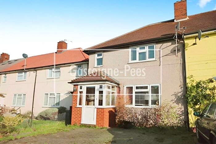 3 Bedroom Property To Rent In Browning Avenue, Worcester Park, KT4