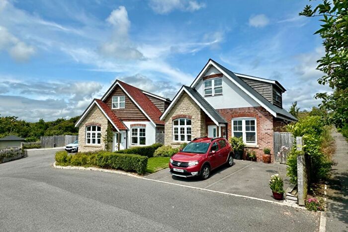 3 Bedroom Detached House For Sale In Smiths Farm, Swanage, BH19