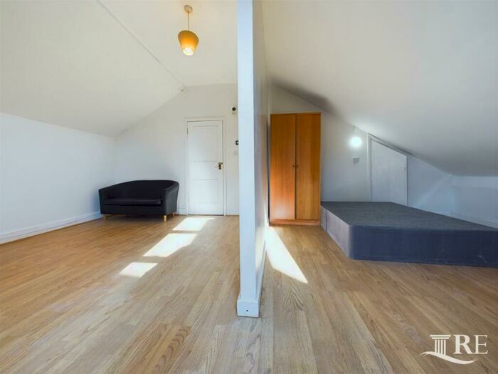 1 Bedroom Flat To Rent In Station Road, Harlesden, NW10