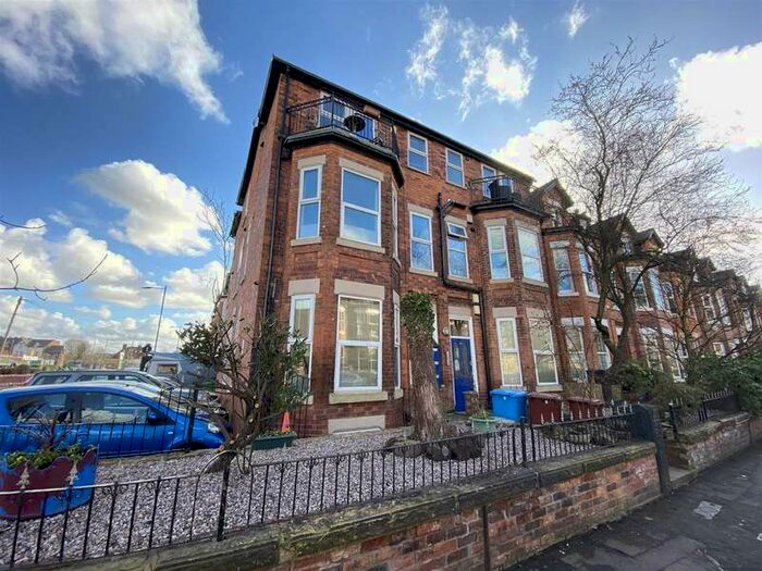 1 Bedroom Flat To Rent In Warwick Road, Chorlton, M21